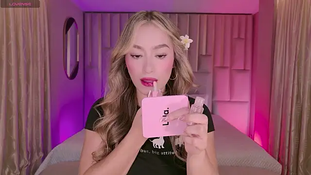 Snapshot of AmaiaHaywood chatting on 01.10.26 AmaiaHaywood online show from 01.10.26