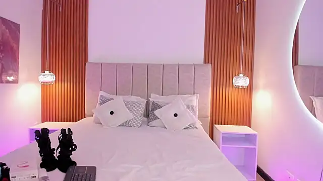 khloe-sweet online show from 02.12.26