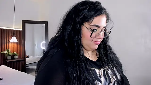 Snapshot of _michel_bbw chatting on 03.05.25 michel bbw online show from 03.05.25