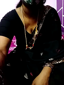 Snapshot of Tamil_Radha chatting on 01.31.25 Tamil Radha online show from 01.31.25