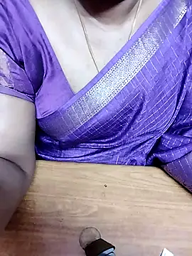 Snapshot of Tamil_Radha chatting on 12.04.25 Tamil Radha online show from 12.04.25