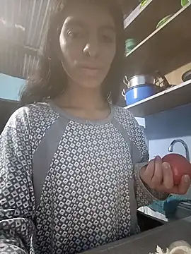 Ariell Kieran online show from 04.15.26