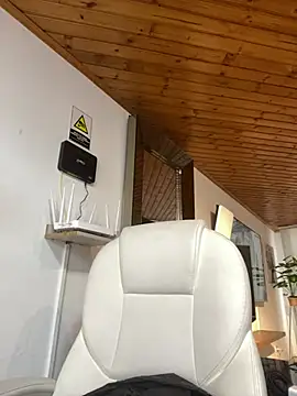 Andrea18 blonde online show from 03.22.25