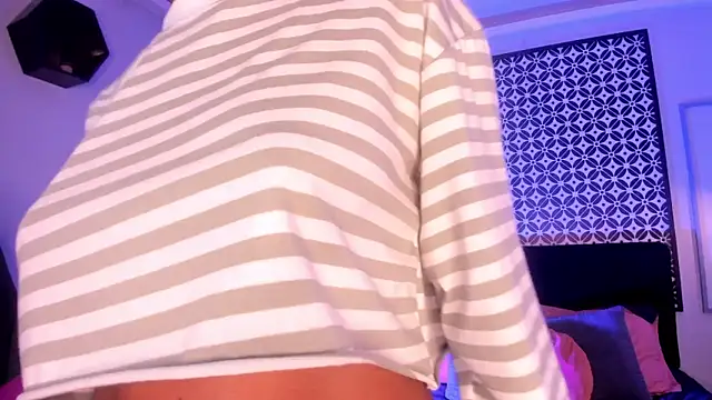 Snapshot of Gigi_Strawberry chatting on 03.14.25 Gigi Strawberry online show from 03.14.25