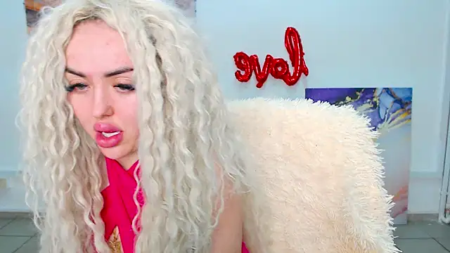 MissisCaty online show from 02.20.25