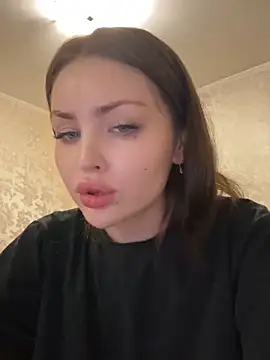 Snapshot of Lora_Rosee chatting on 03.21.25 Lora Rosee online show from 03.21.25