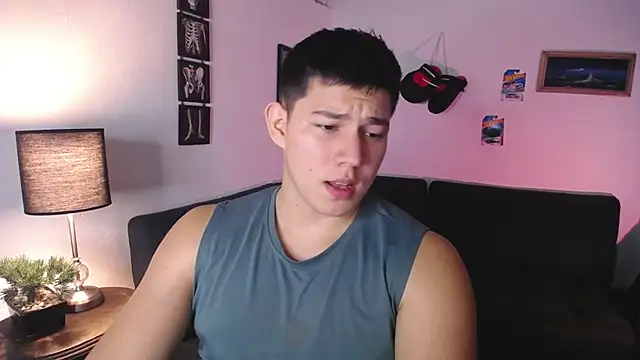 JamesCr  online show from 02.25.26