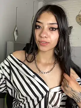 Snapshot of TayylorSexx chatting on 03.11.25 TayylorSexx online show from 03.11.25