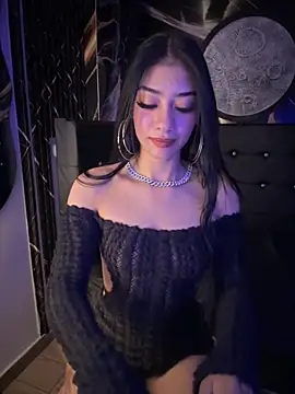 Snapshot of TayylorSexx chatting on 11.28.25 TayylorSexx online show from 11.28.25