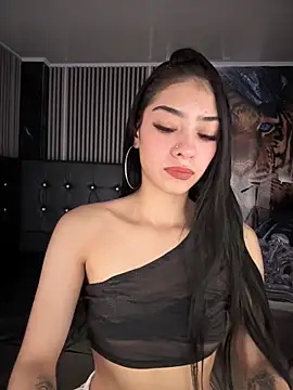 TayylorSexx online show from 12.17.25