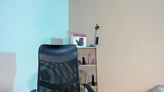 Violetta 0 online show from 11.11.25