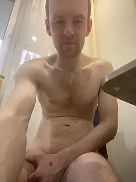 LynnAhNight online show from 02.23.26