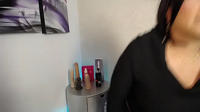 Snapshot of GochitaWild chatting on 10.06.25 GochitaWild online show from 10.06.25