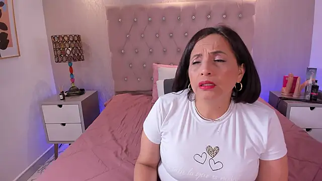 Snapshot of GochitaWild chatting on 02.09.26 GochitaWild online show from 02.09.26