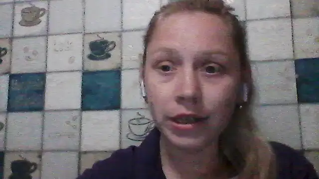 Snapshot of Anna_wey chatting on 04.17.26 Anna wey online show from 04.17.26