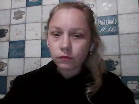 Snapshot of Anna_wey chatting on 04.21.26 Anna wey online show from 04.21.26
