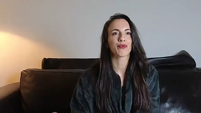 Snapshot of Lenaelle31000 chatting on 02.09.26 Lenaelle31000 online show from 02.09.26