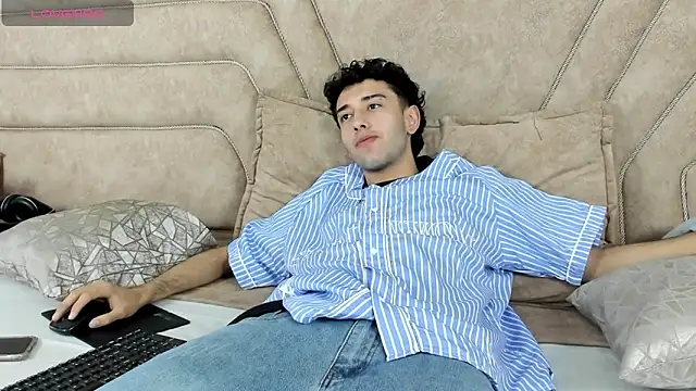 Snapshot of erickblaze_wm chatting on 03.05.25 erickblaze wm online show from 03.05.25