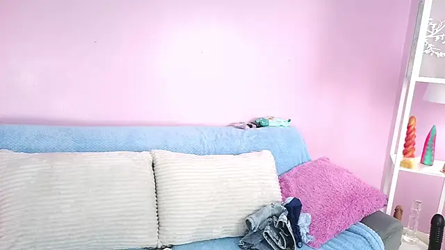 Snapshot of Hiyakasudere chatting on 11.10.25 Hiyakasudere online show from 11.10.25