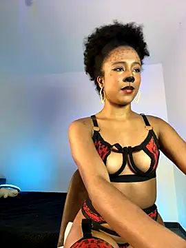 Snapshot of kiryB chatting on 10.28.25 kiryB online show from 10.28.25