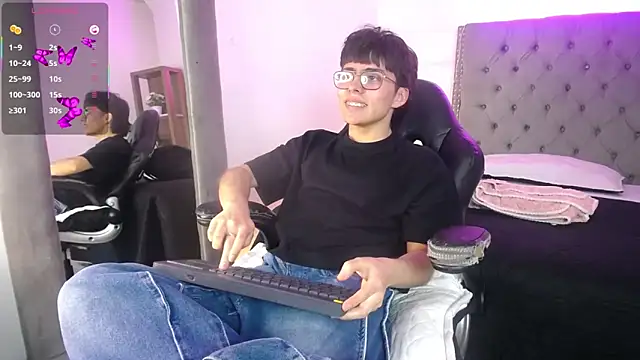 PepperTwink online show from 09.08.25