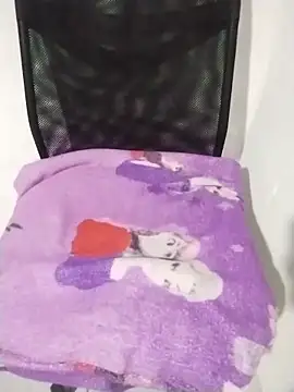 yannaluuxehot online show from 03.18.25