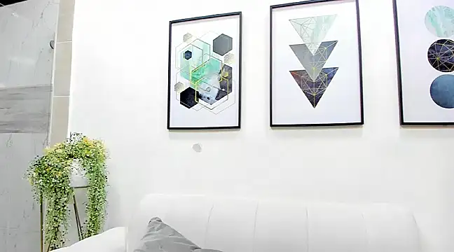 LilibetAndStrong online show from 02.12.25