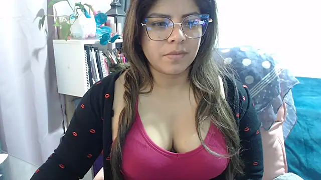 KatteAngelLat online show from 11.17.25