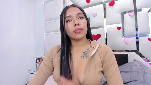 ZoeWan69 online show from 02.12.26