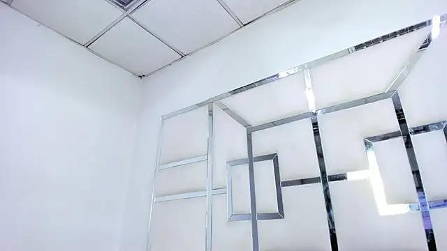 ZoeWan69 online show from 03.17.26