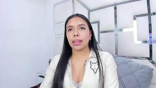 ZoeWan69 online show from 03.27.26