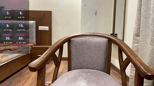 Snapshot of Alisaa-1 chatting on 02.13.25 Alisaa-1 online show from 02.13.25