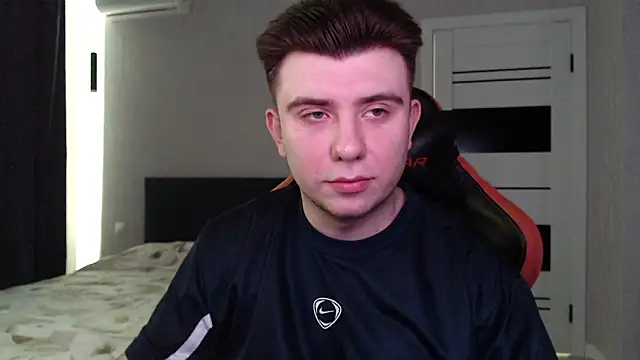 honey furry online show from 03.12.26