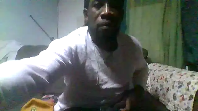 Snapshot of BigDMann40 chatting on 04.22.26 BigDMann40 online show from 04.22.26