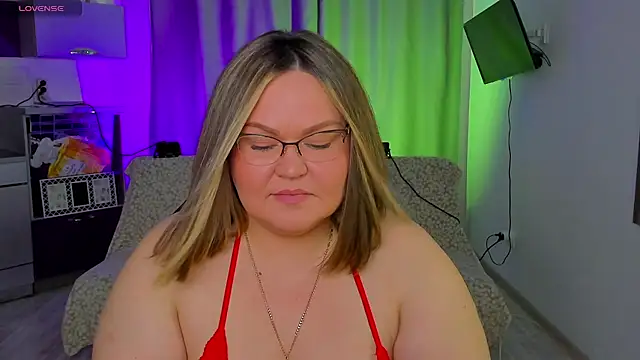 Vivien  wet online show from 03.03.25