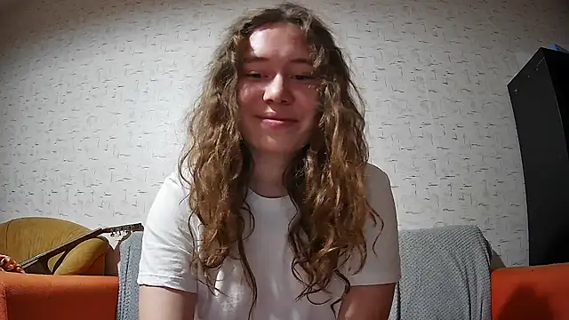 girliemilk online show from 09.16.25