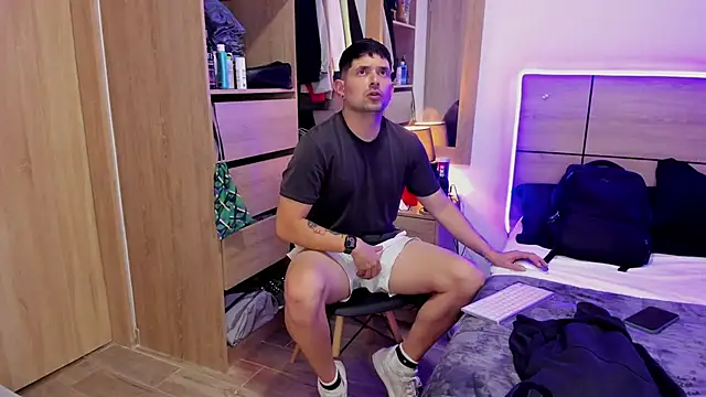 ILoveNYStyle online show from 03.15.25