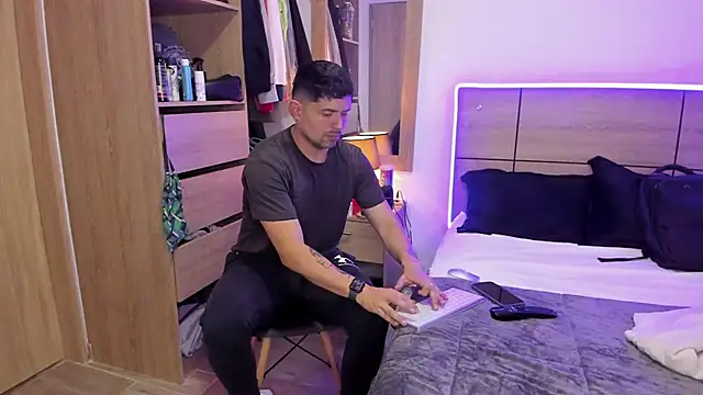 ILoveNYStyle online show from 03.17.25