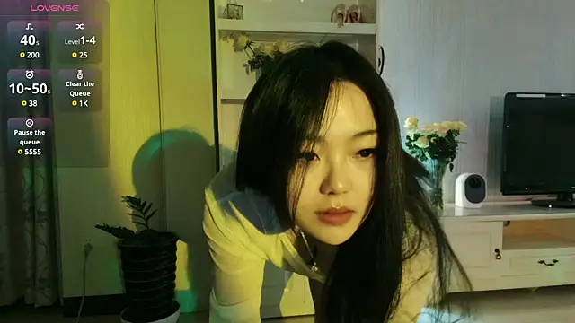 Snapshot of nanaliu6 chatting on 03.20.25 nanaliu6 online show from 03.20.25