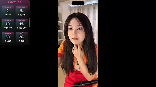 Snapshot of nanaliu6 chatting on 10.23.25 nanaliu6 online show from 10.23.25