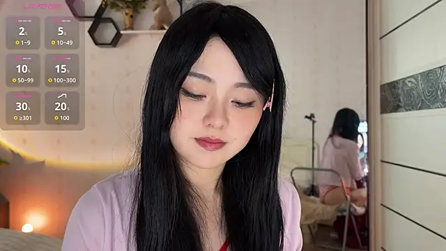 nanaliu6 online show from 02.05.26