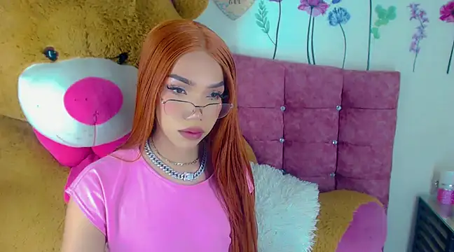 Khloe Leal online show from 02.04.25