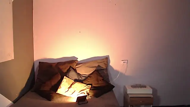 Snapshot of LeaBigboobs chatting on 03.04.25 LeaBigboobs online show from 03.04.25