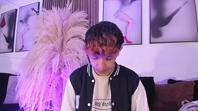 Snapshot of Allen_Starck chatting on 11.13.25 Allen Starck online show from 11.13.25