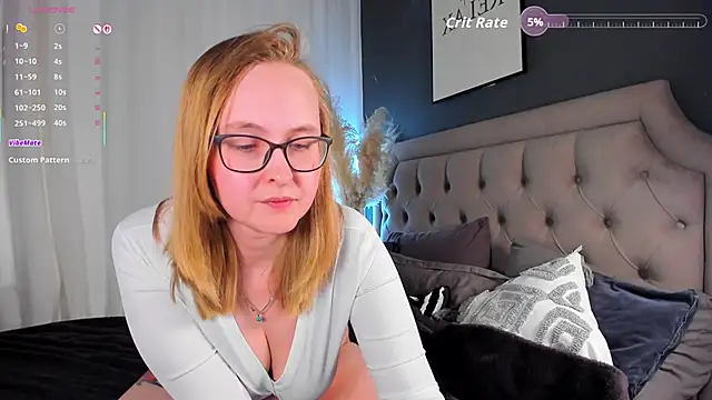 Snapshot of Agatha_Mott chatting on 04.24.26 Agatha Mott online show from 04.24.26
