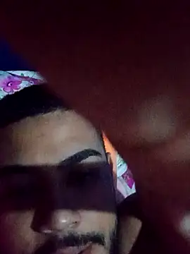 Snapshot of Elgroney23 chatting on 12.04.25 Elgroney23 online show from 12.04.25