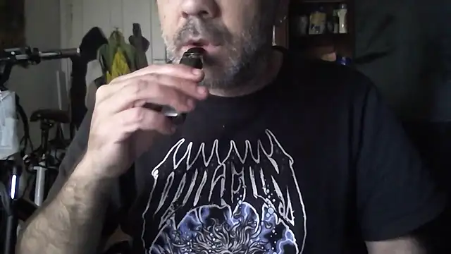 Snapshot of arka6 chatting on 04.05.26 arka6 online show from 04.05.26