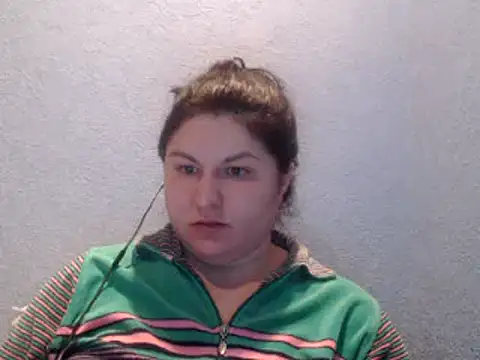 KiraSwee online show from 01.24.25