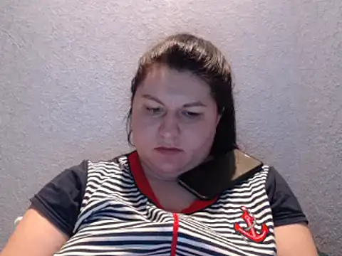 KiraSwee online show from 03.05.25