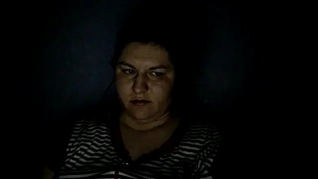 KiraSwee online show from 03.07.25